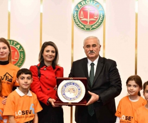 Yargıtay Başkanı Akarca LÖSEV ile lösemi tedavisi tamamlanmış çocukları kabul etti
