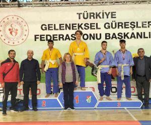 Kuşak Güreşi Ümit Kadınlar ve Erkekler Türkiye Şampiyonası’nda Bilecikli sporculardan büyük başarı