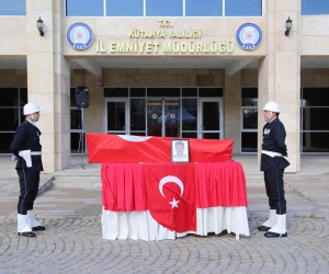 Gediz İlçe Emniyet Müdürlüğü’nde görevli polis memuru Serkan Orhan hayatını kaybetti