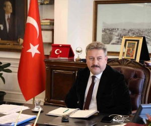 Başkan Palancıoğlu: “Atatürk bizlere vatan için yılmamayı ve ümit etmeyi öğretti”