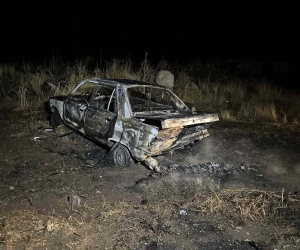 Siverek’te kaza yapan otomobiller alev topuna döndü: 1 yaralı