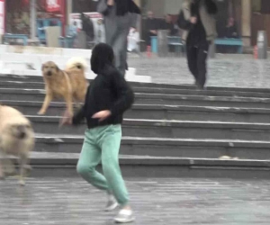 İnegöl'de sağanak yağış etkili oldu, yarın Uludağ'a kar geliyor