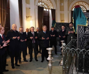 Cumhurbaşkanı Erdoğan, Sultan 2. Abdülhamid Han’ın türbesini ziyaret etti