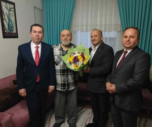Başkan Tavlı’dan ilkokul öğretmenine vefa