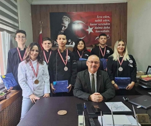 Meslek Lisesi öğrencilerinden gururlandıran başarı