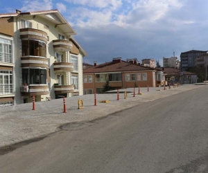 Karadere Caddesi yeni yüzüne kavuştu