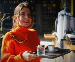 Dünya Türk Kahvesi Günü dolayısıyla ücretsiz kahve ikram edildi