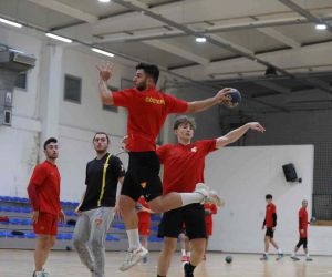 Göztepe Hentbol, Zeytinburnu Irmak SK maçının hazırlıklarını tamamladı