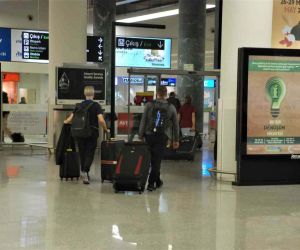 İzmir Adnan Menderes Havalimanında 11 ayda 9 milyonu aşkın yolcuya hizmet verildi