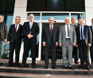 Abdulkadir Konukoğlu, ATSO yönetimiyle bir araya geldi