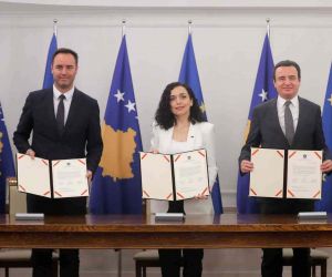 Kosova, AB’ye üyelik başvurusunu imzaladı