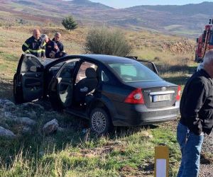Gaziantep’te 2 otomobil kafa kafa çarpıştı: 3 yaralı