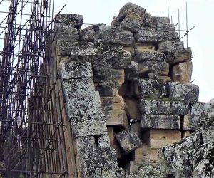 Hierapolis’teki Hamam Bazilikası yıkılma tehlikesiyle karşı karşıya kaldı
