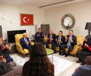 Kılıçdaroğlu Pençe-Kilit Operasyonu şehidinin ailesini ziyaret etti