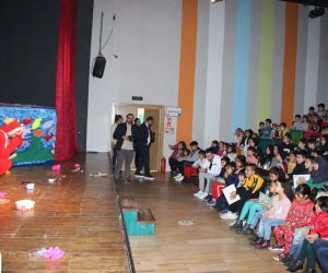Yalova’da “Yıldız Kampı” oyunu çocuklar için sahnelenecek