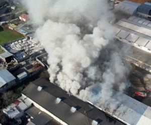 Eyüpsultan’da sanayi sitesinde büyük fabrika yangını