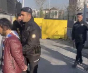 İstanbul’da korkunç cinayet: 8 şahıs tarafından dövülerek bıçaklandı