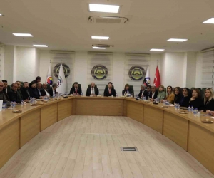 DTSO’da ‘Türkiye ekonomisi ve iş fırsatları’ sunumu