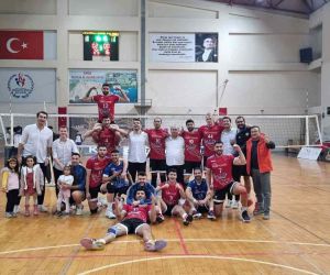 Türkiye Erkekler Voleybol 1. Ligi: Alanya Belediyespor: 3 - İstanbul Okyanus Koleji Spor Kulübü: 0