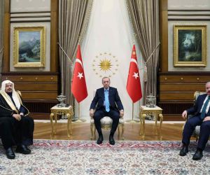 Cumhurbaşkanı Erdoğan, Suudi Arabistan Şura Meclisi Başkanı Abdullah Muhammed İbrahim Al-Sheikh’i kabul etti