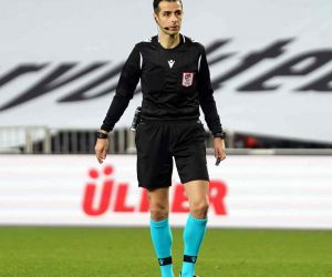 Fatih Karagümrük - Trabzonspor maçının VAR hakemi Mete Kalkavan