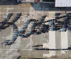 260 öğrenciden Tarsus’un kurtuluşu koreografisi