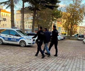 Konya’da evden televizyon çalan hırsız tutuklandı