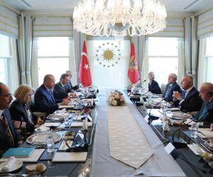 Cumhurbaşkanı Erdoğan ile Karadağ Cumhurbaşkanı Cukanoviç heyetler arası görüşme gerçekleştirdi