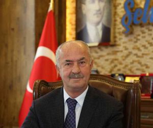 Tuşba Belediye Başkanı Salih Akman’ın yeni yıl mesajı