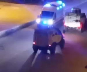Motosikletli 2 kişi yolda yürüyen vatandaşa silahla saldırdı: 1 yaralı