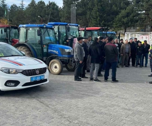 Tarım aracı sürücülerine bilgilendirme toplantısı