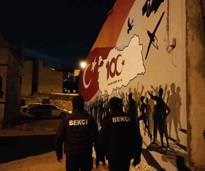 Niğde’de çarşı ve mahalle bekçileri 43 aranan şahsı yakaladı