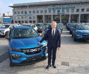 Nilüfer Belediyesi araç filosunu elektrikli araçlarla yeniledi