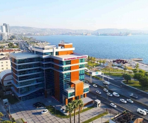 Bayraklı’dan bin öğrenciye beslenme desteği