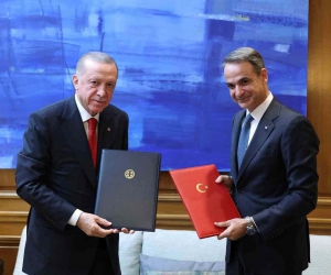 Cumhurbaşkanı Erdoğan’dan Miçotakis’e: “Bizim aramızda çözülemeyecek hiçbir sorun yok”