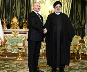 Putin ve Reisi Moskova’da bir araya geldi