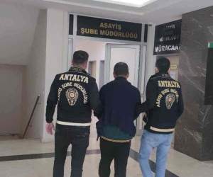 Antalya’da 53 yıl kesinleşmiş hapis cezası ile aranan firari yakalandı