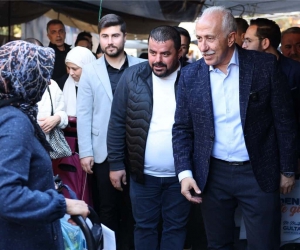 Başkan Gültak, Kiremithane Mahallesi semt pazarını gezdi
