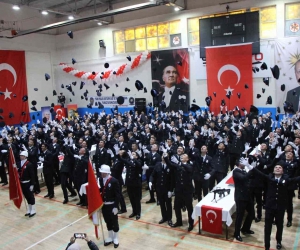Merzifon POMEM’de polis adayları yemin etti, zorlu eğitimlerinin görüntüleri paylaşıldı