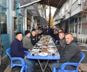 Başkan Aydın esnafla kahvaltıda buluştu