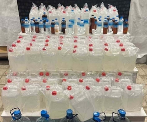 Polis kaçak alkol üreten şahsı yaptığı çalışmayla yakaladı