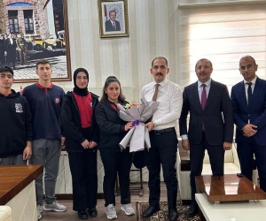 Lise Öğrencileri Kaymakam İpek’i ziyaret etti