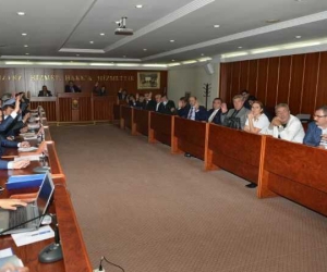 Rüveyde Sapan Meclis Üyeliğini Kabul Etti