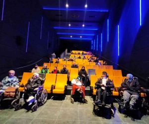 Batman’da engelli vatandaşlar sinemada ‘Buğday Tanesi’ filminde buluştu