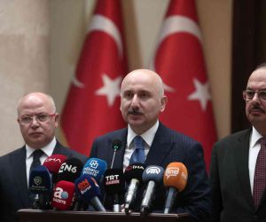 Bakan Karaismailoğlu: “Hızlı treni 2024 bitmeden Bursa’nın ve Türkiye’nin hizmetine sunacağız”