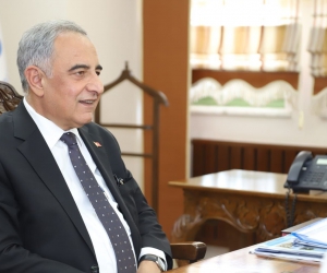 Rektör Turgut, Gazeteciler Gününü kutladı