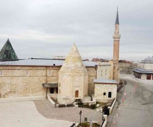 Konya’daki tarihi Eşrefoğlu Camisi’ni 6 ayda 157 bin kişi ziyaret etti