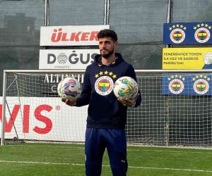 Fenerbahçe’nin yeni transferi Samet Akaydin: “Yurt dışından da teklif geldi, Fenerbahçe’yi tercih ettim”