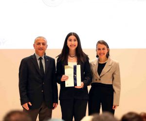 Uluslararası Gençlik Ödül Programı’na katılan 450 genç sertifikalarını aldı