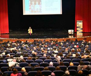 Büyükşehir’den eğitimcilere özel konferans